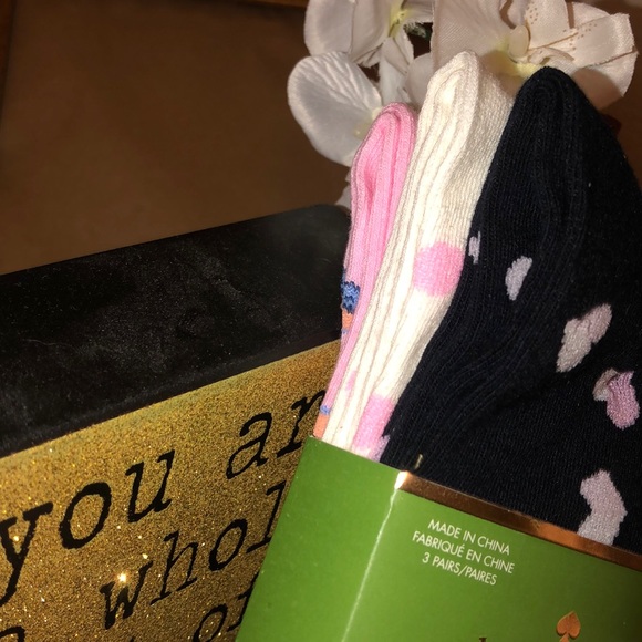 💎♠️🧦NWT • Kate Spade • Crew Socks 💎🧦♠️ - Picture 5 of 8